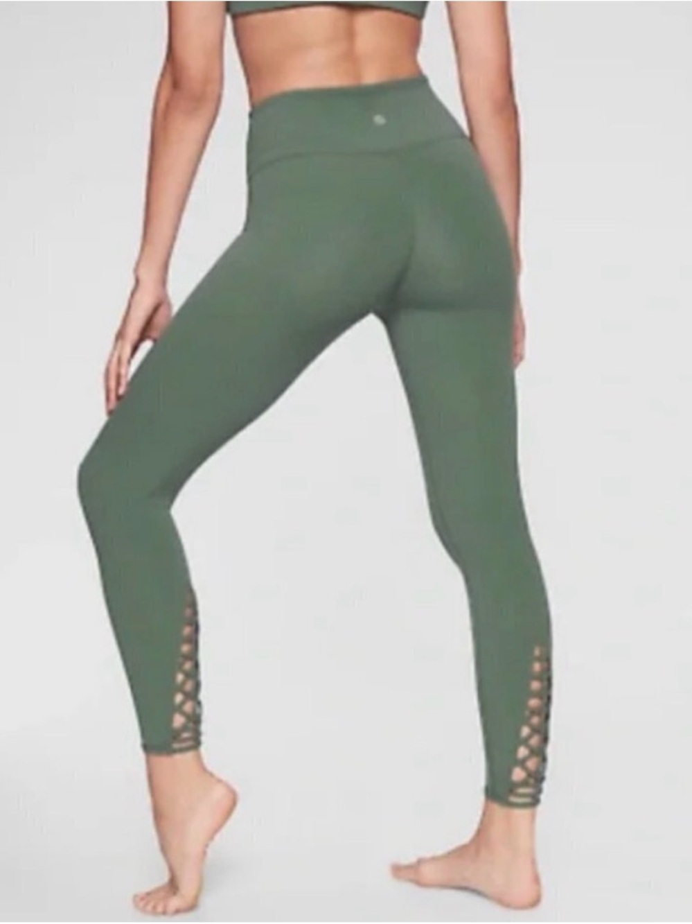 Athleta Savasanna Macrame Sage Green Active 7/8 Leggings